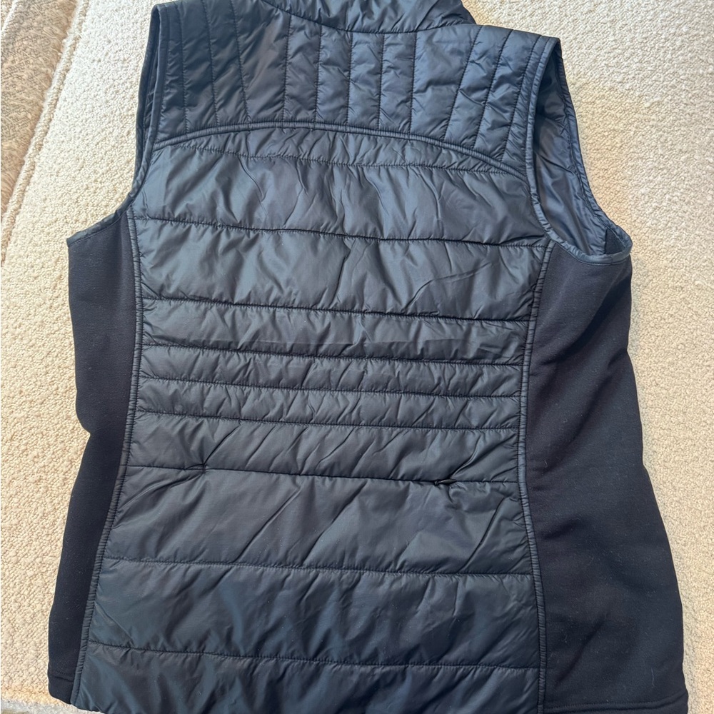 Oiselle Black Katron down Vest - Picture 5 of 5